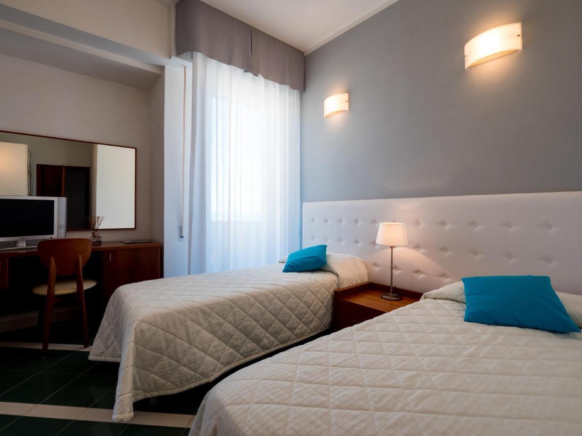 Hotel Metropol Senigallia Exteriör bild