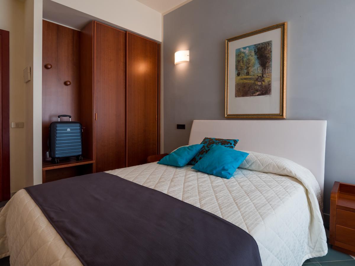 Hotel Metropol Senigallia Exteriör bild
